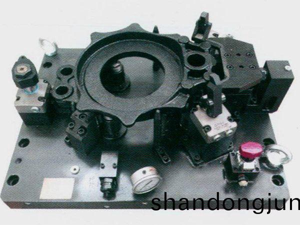 製動(dong)器底(di)闆(ban)液壓裌(jia)具